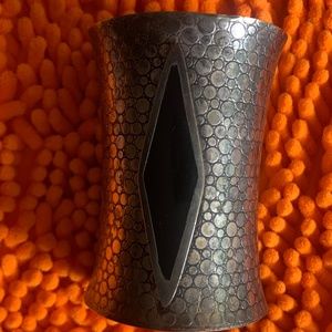 Silver and black open wrist bracelet